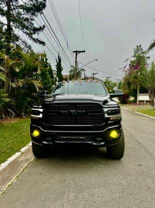 RAM 3500 6.7 I6 TURBO DIESEL LARAMIE NIGHT EDITION CD 4X4 AUTOMÁTICO RAM 3500 6.7 I6 TURBO DIESEL LARAMIE NIGHT EDITION CD 4X4 AUTOMÁTICO